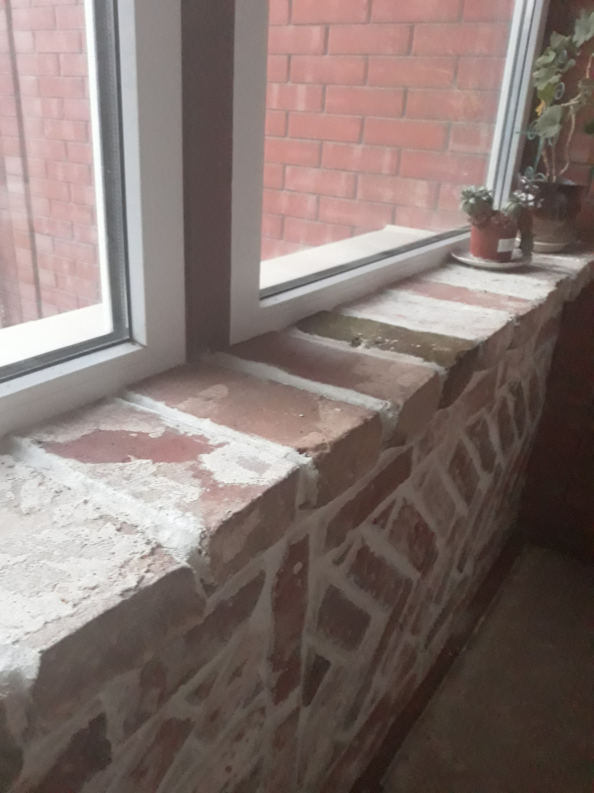 Старинный кирпич в интерьере