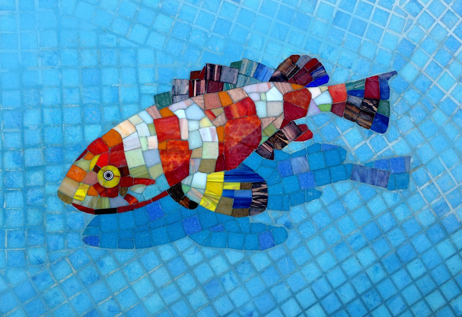 Оформление фонтана в резиденции губернатора штата Махараштра в Мумбаи (Индия)