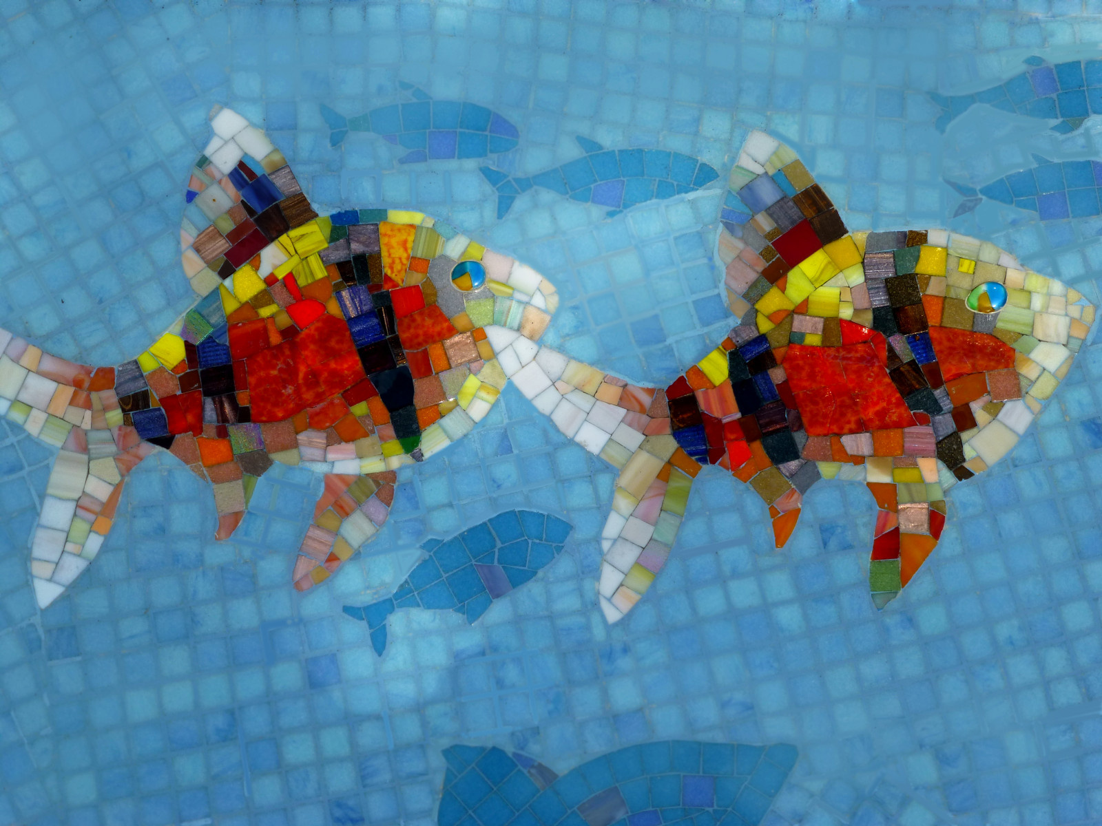 Оформление фонтана в резиденции губернатора штата Махараштра в Мумбаи (Индия)