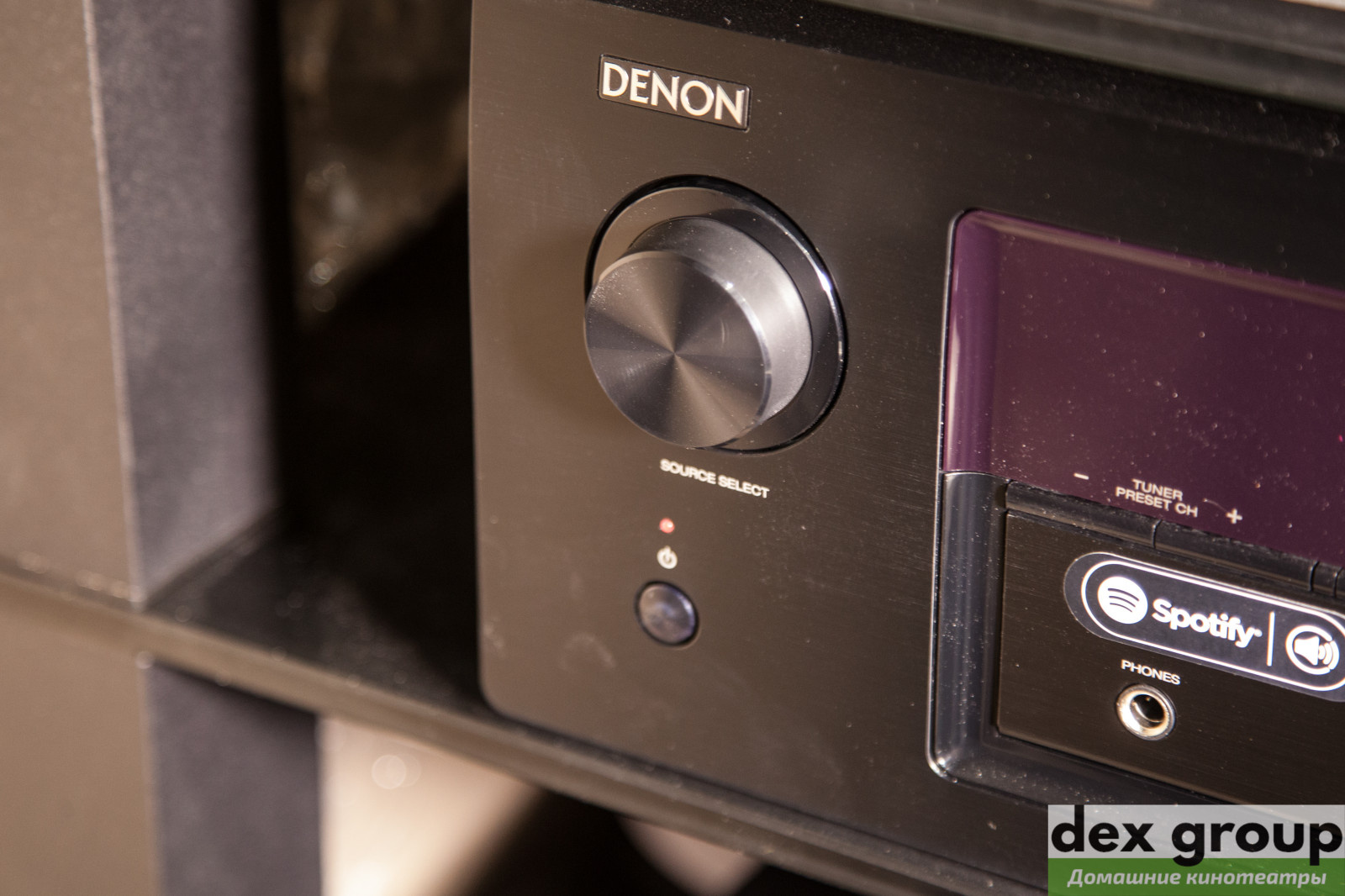 Домашний кинозал с караоке