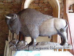 Часы каминные, настольные из древесины, резные ручной работы.