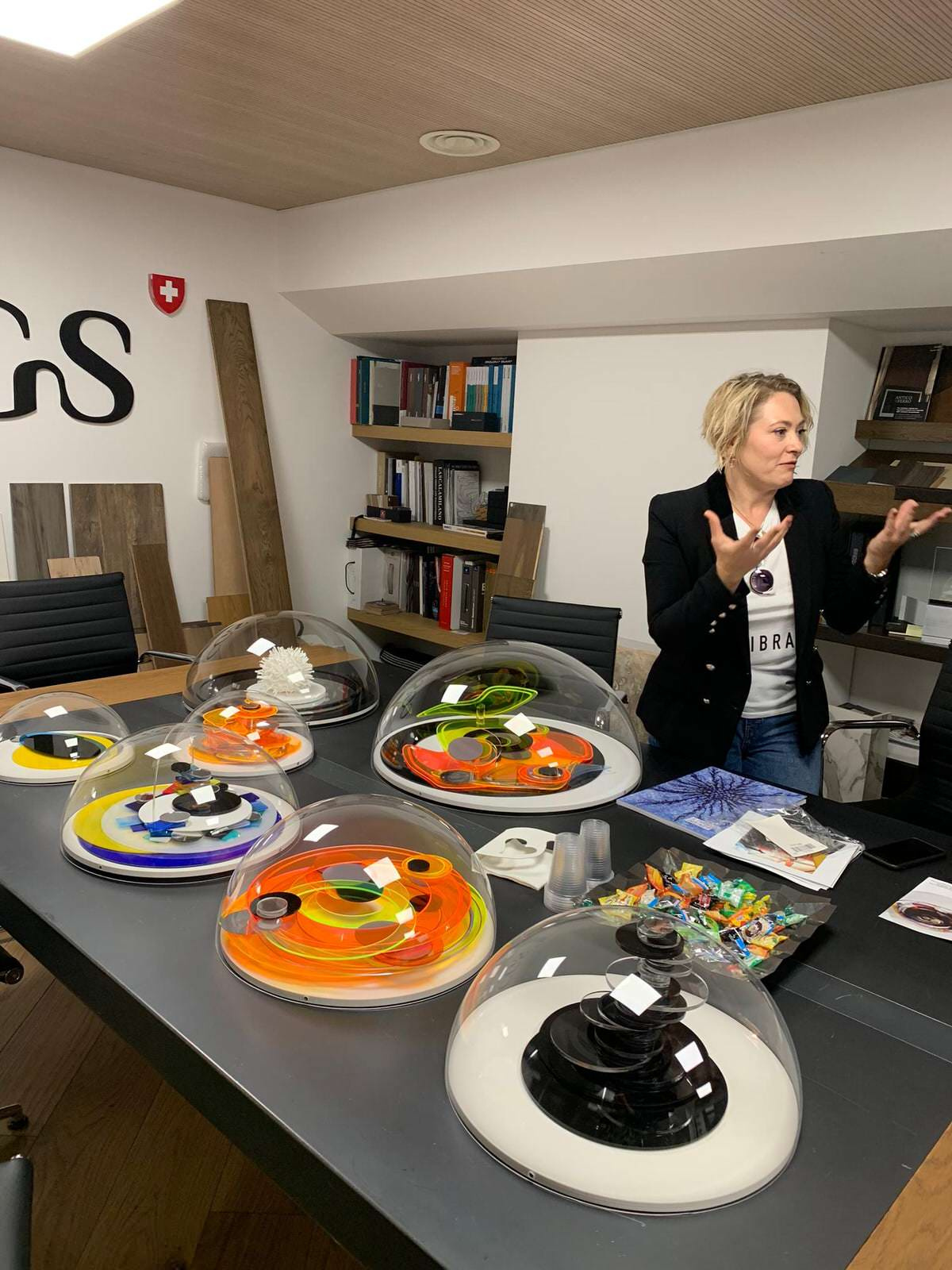 Арт-объекты в Шоу руме Лугано. Аrt-object in Lugano's showroom,Ticino. Switzerla