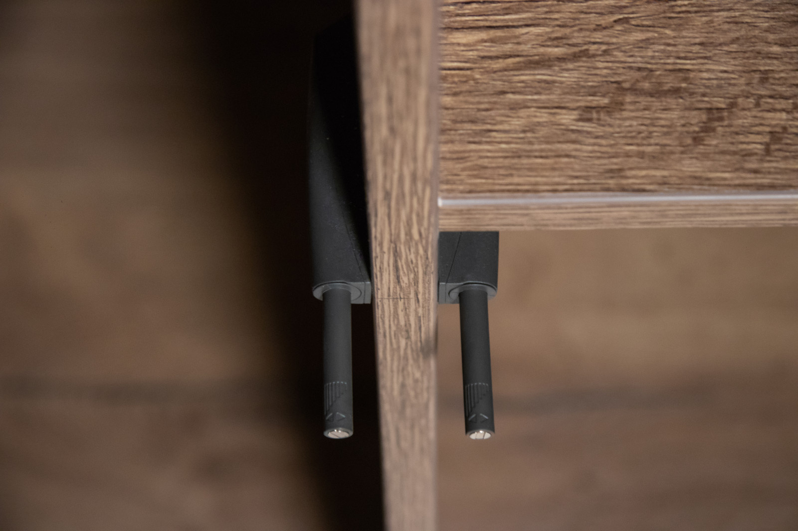 Встроенный шкаф в ванну. Тумба под раковину