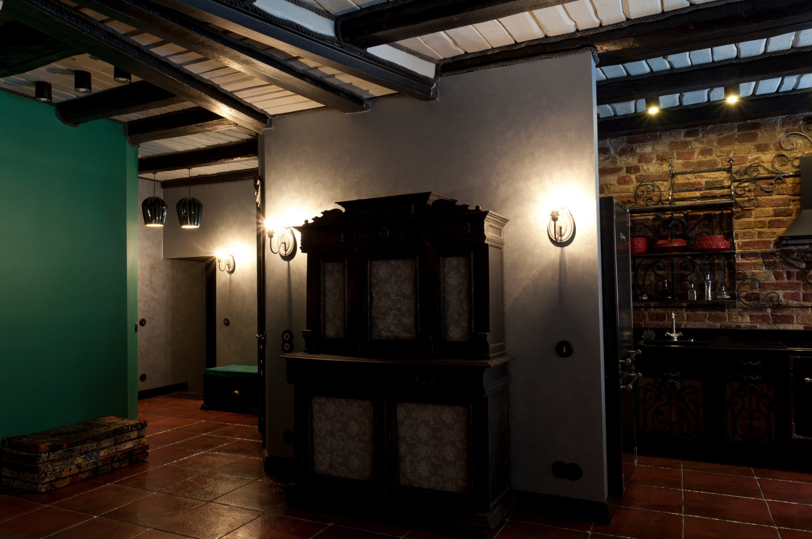 Фотографии квартиры в старинном особняке