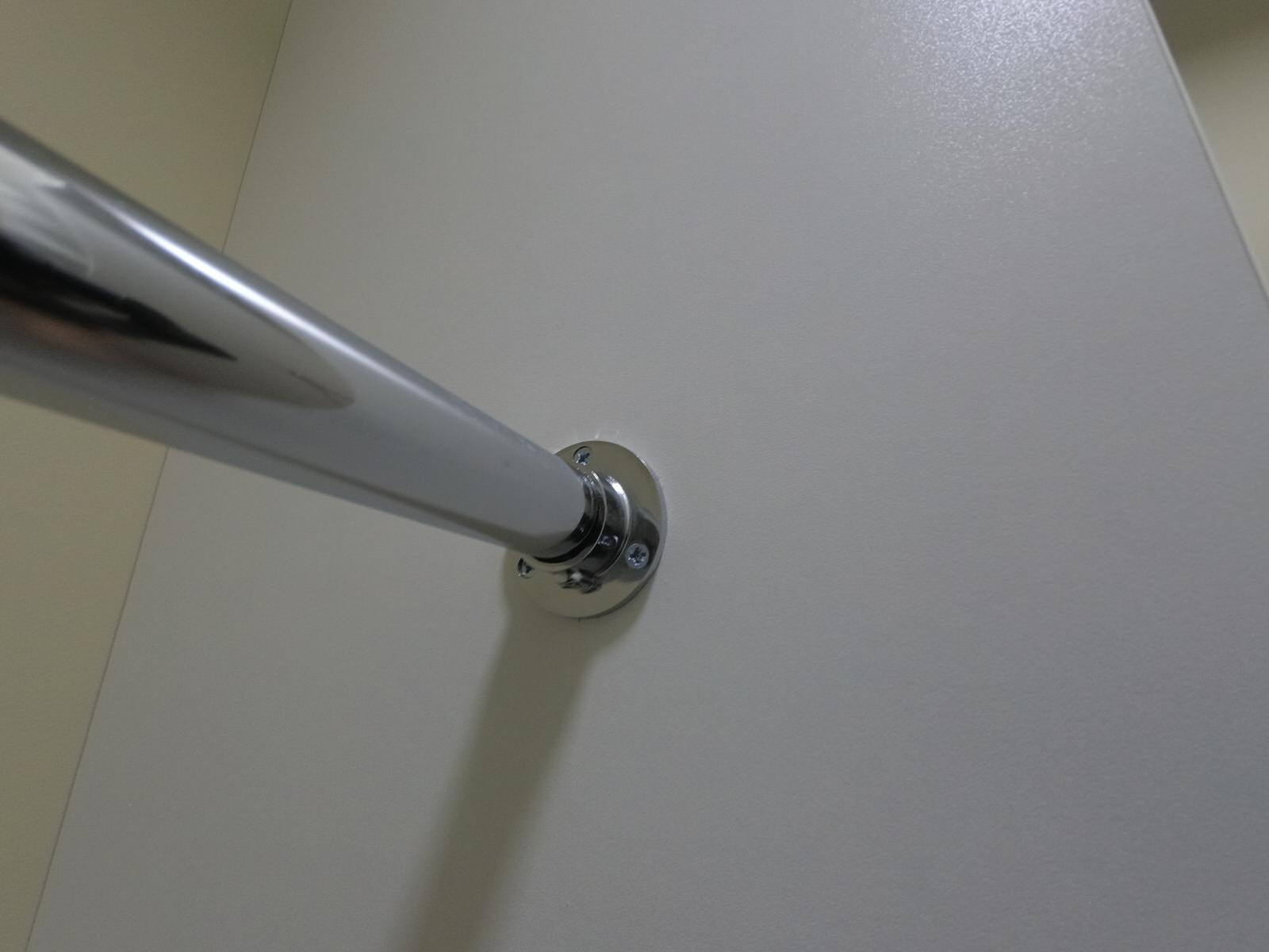 Двери-жалюзи в гардеробной