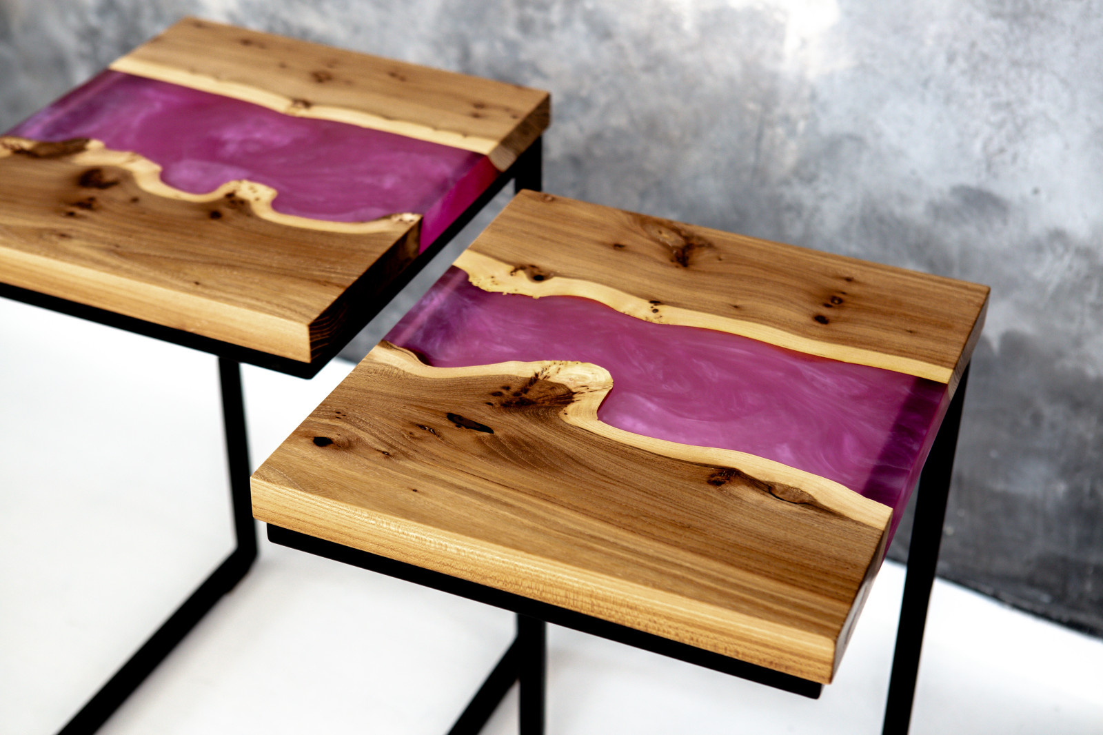 Прикроватный столик Pink