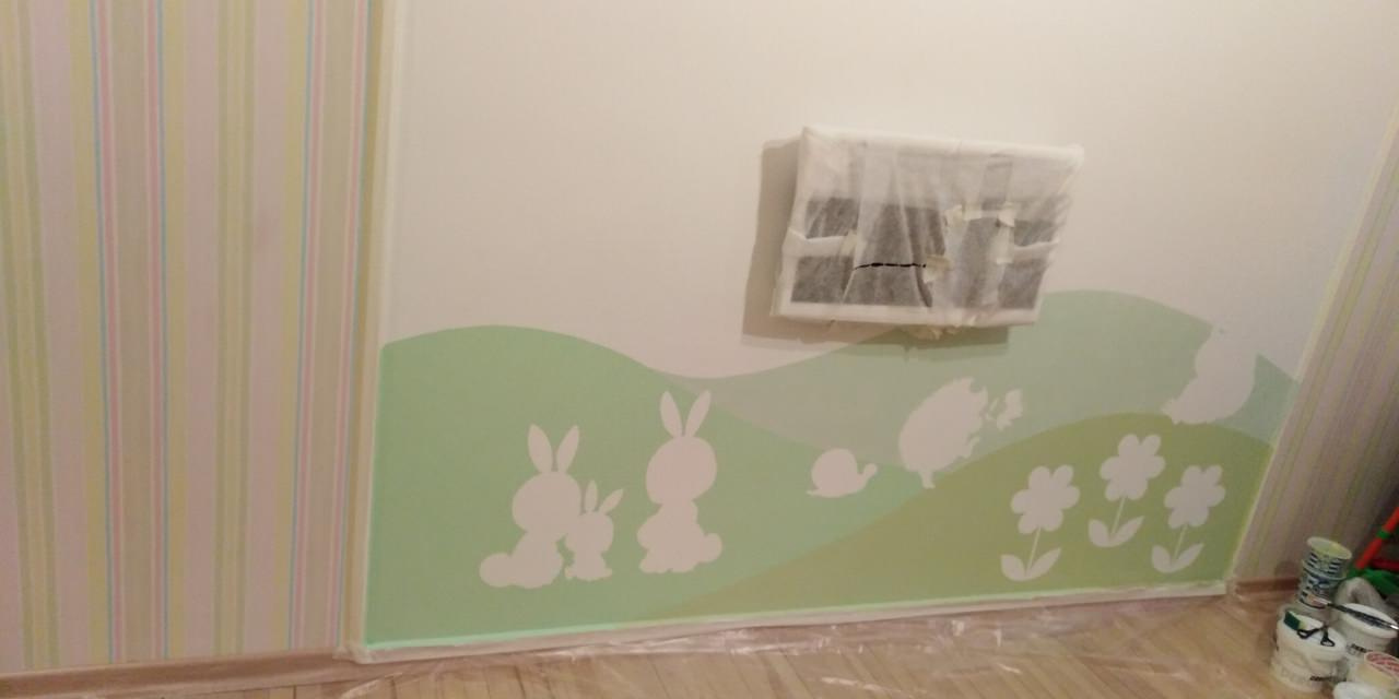 Роспись стен в детской комнате