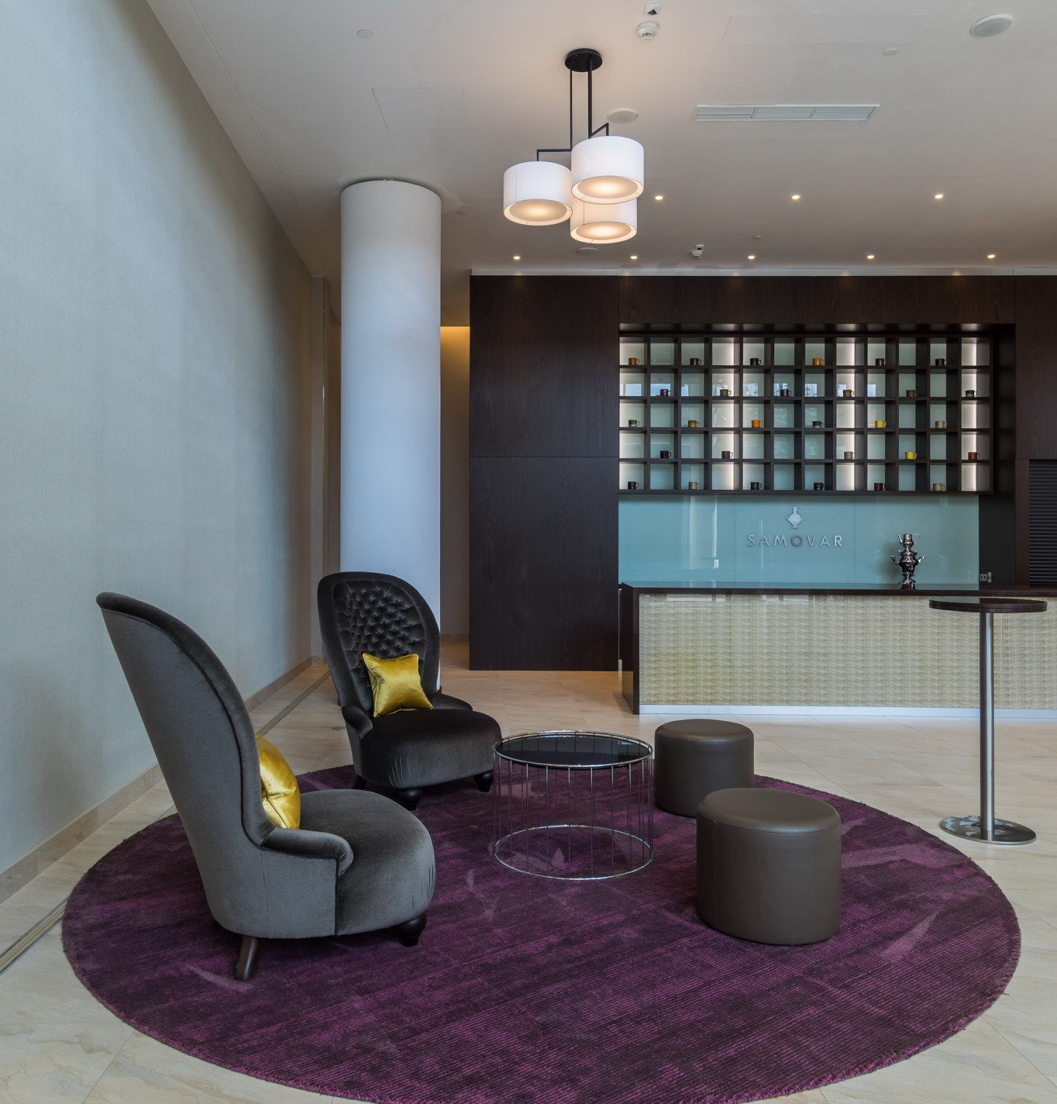 Ресторан "Samovar" в отеле "Hilton"