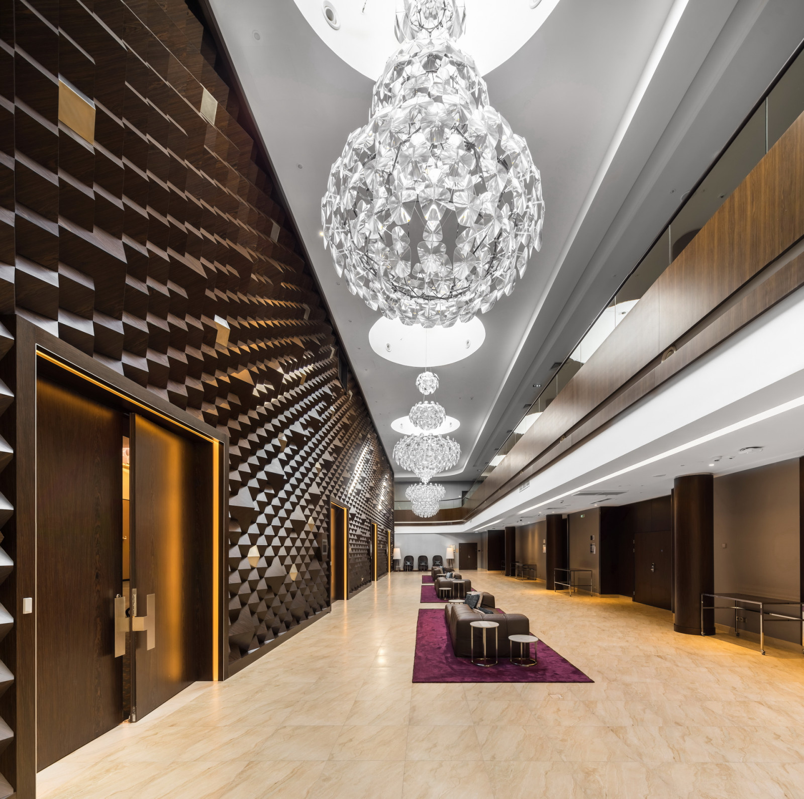 Ресторан "Samovar" в отеле "Hilton"