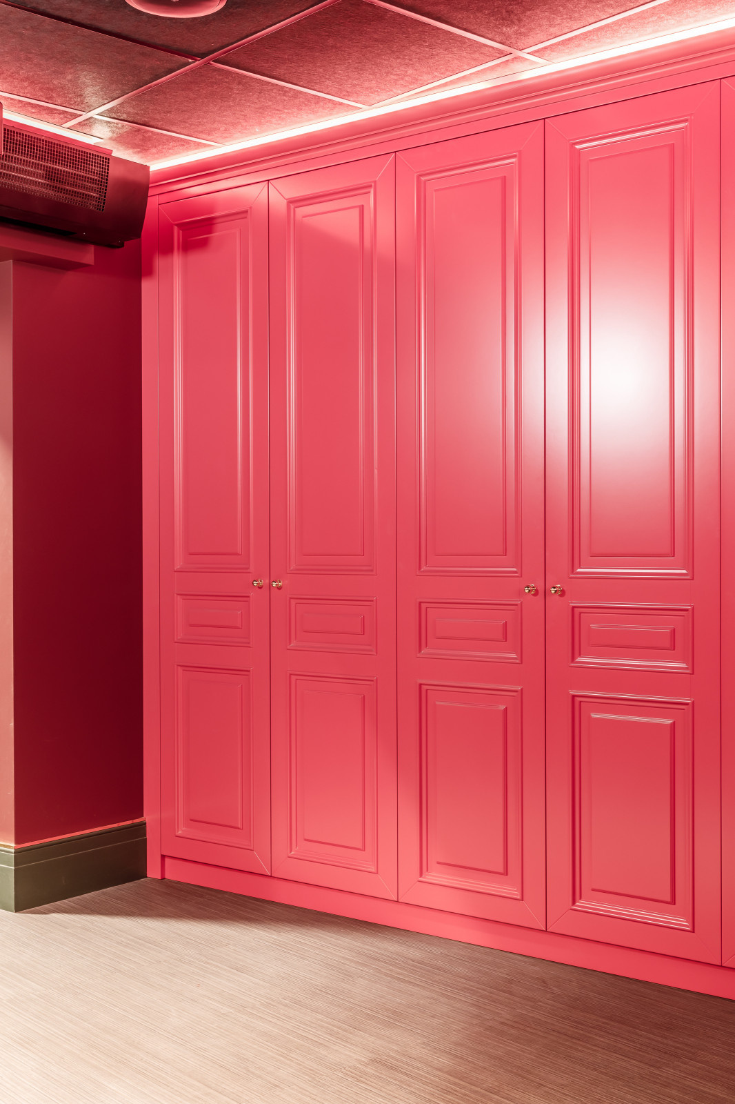 Караоке бар "ENJOY"