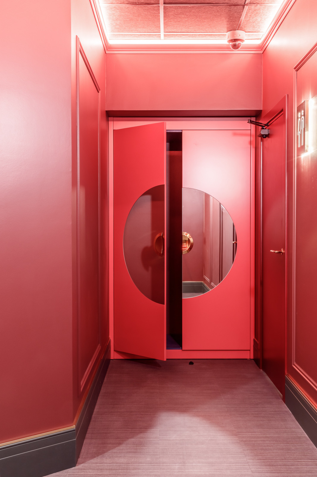 Караоке бар "ENJOY"