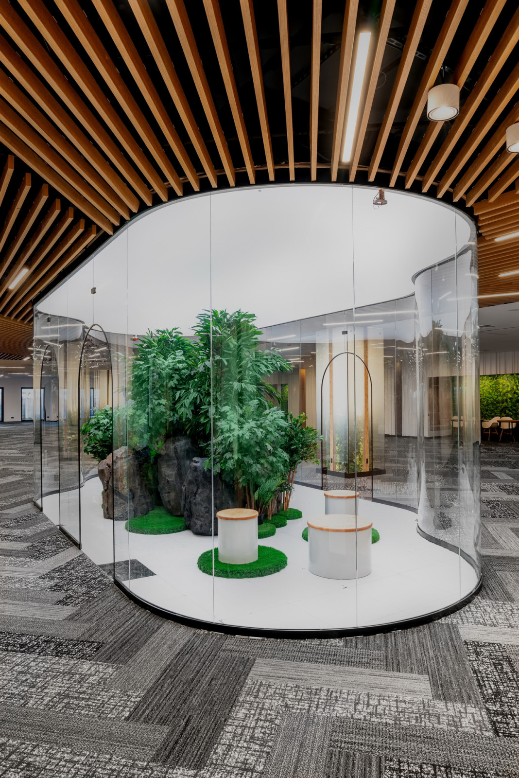 бц "Сенатор" на Большой Морской 30