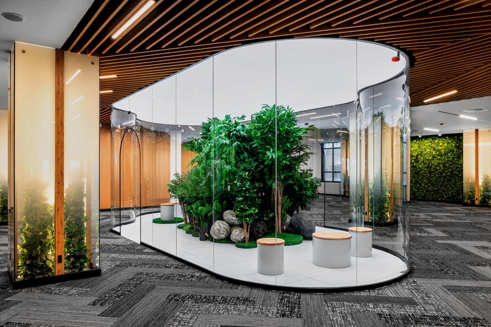 бц "Сенатор" на Большой Морской 30