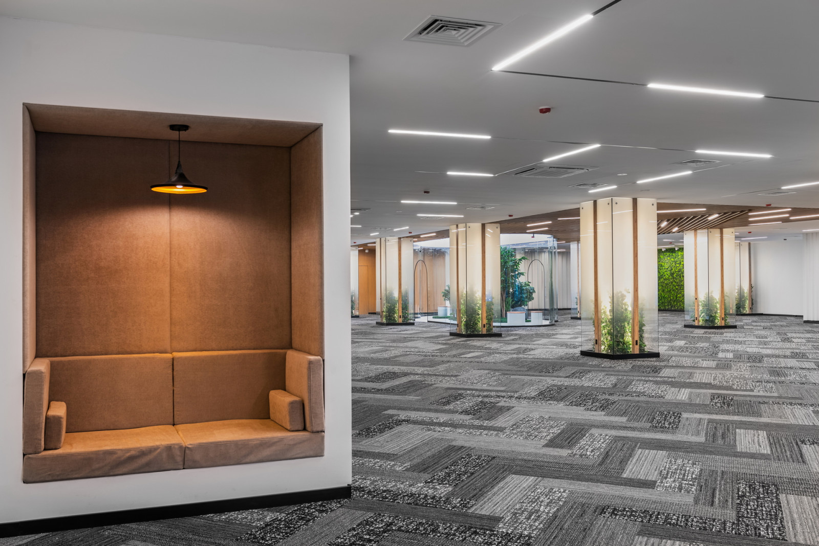 бц "Сенатор" на Большой Морской 30