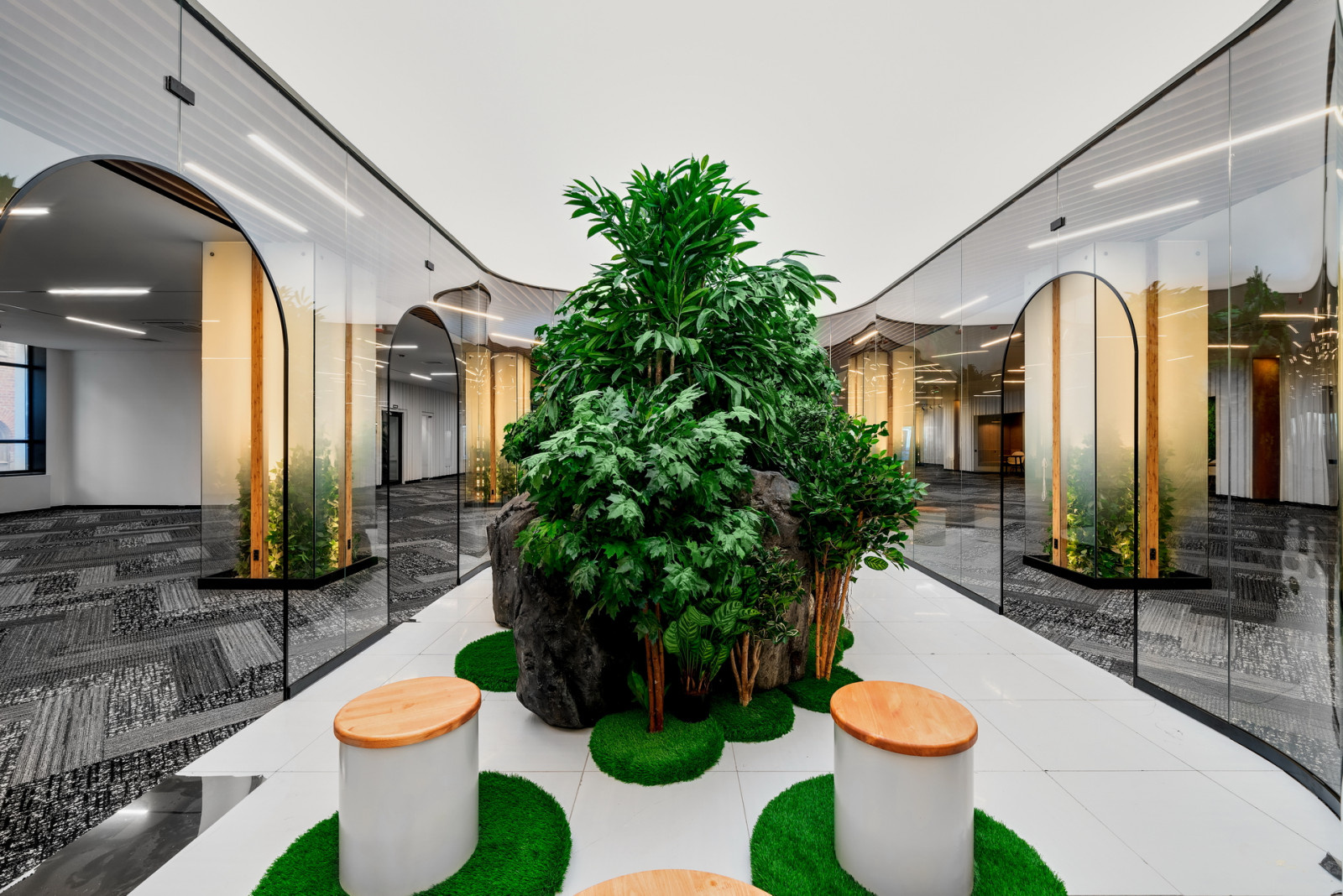 бц "Сенатор" на Большой Морской 30