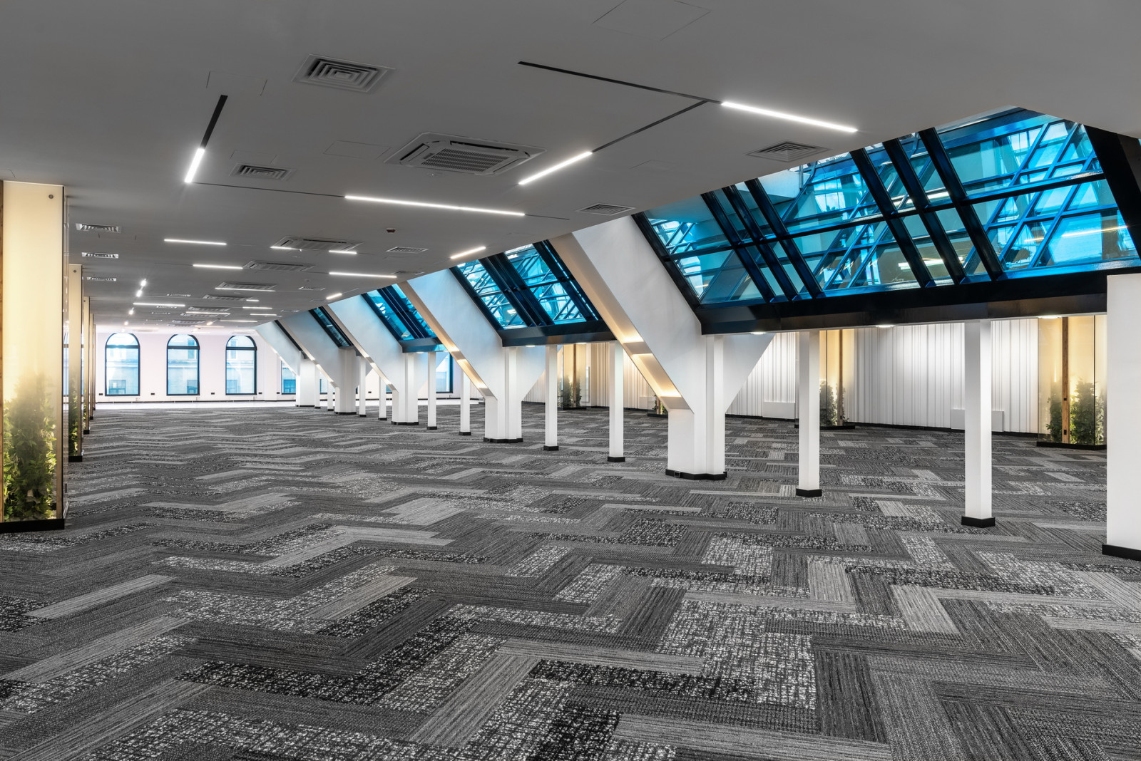 бц "Сенатор" на Большой Морской 30