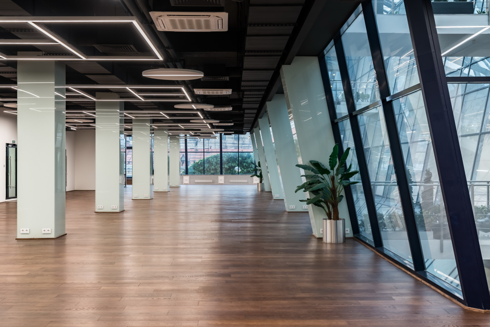 бц "Сенатор" на Большой Морской 30