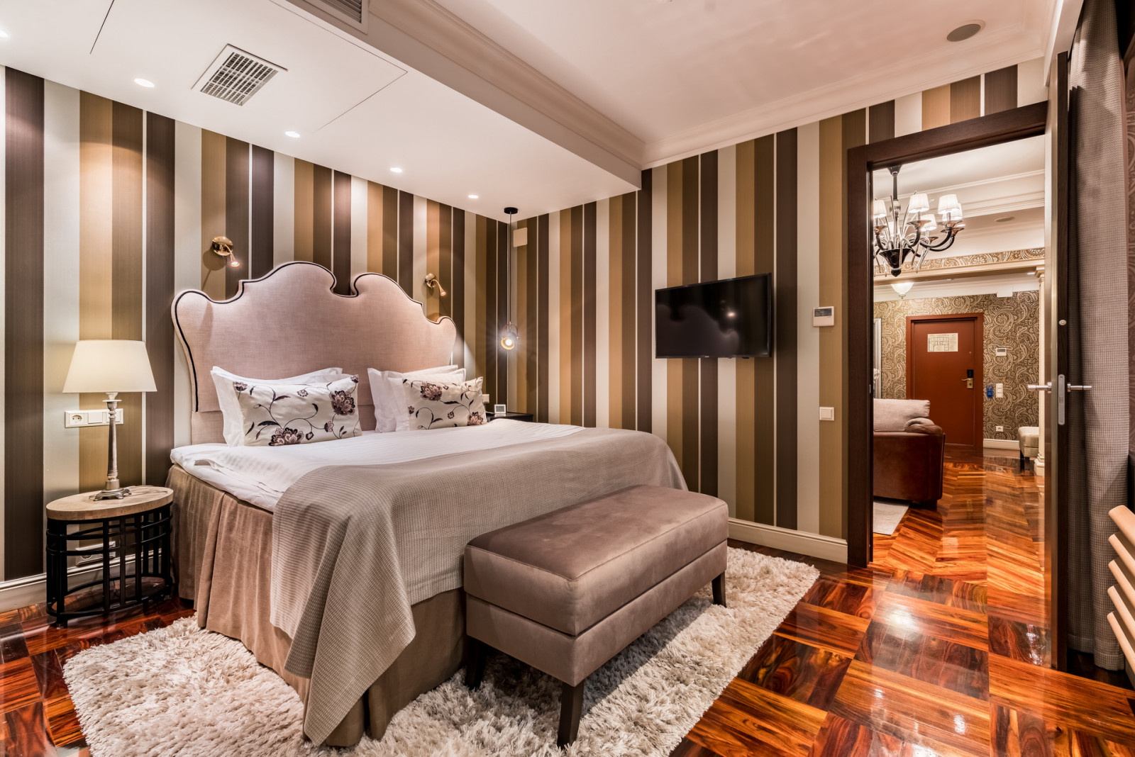 отель "Гельвеция" на Марата