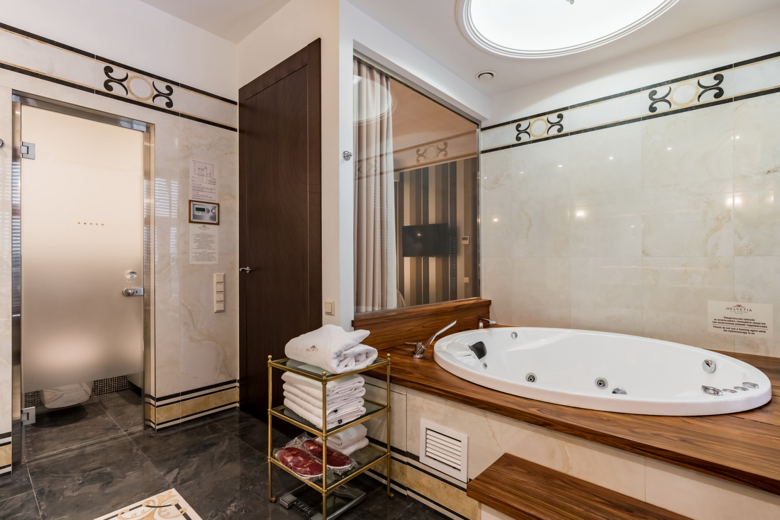 отель "Гельвеция" на Марата