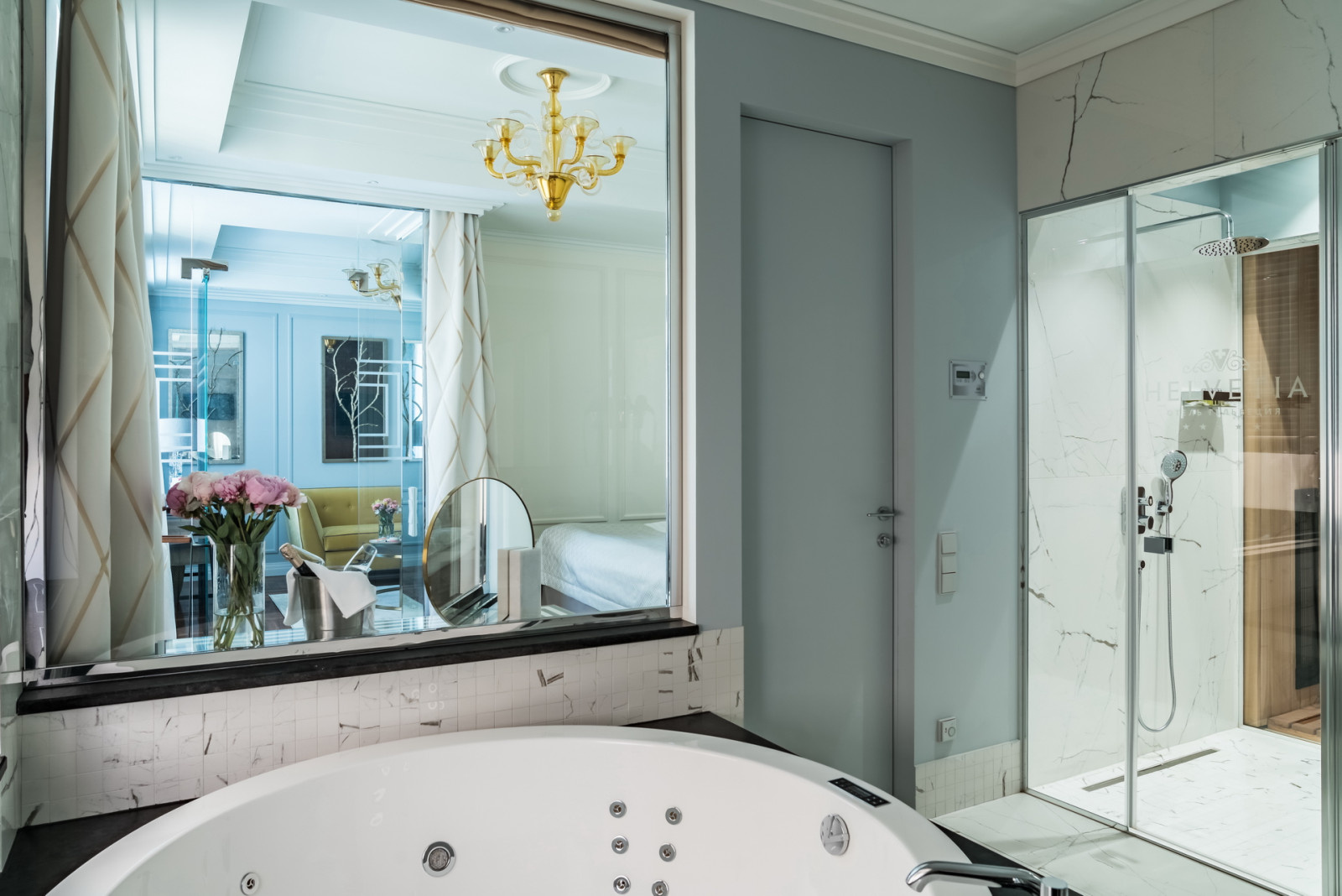 отель "Гельвеция" на Марата