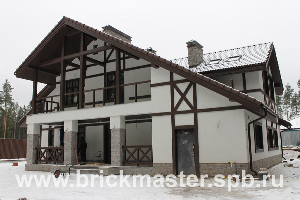 Загородный дом в стиле "Альпийское шале" из газобетона в Рощино.
