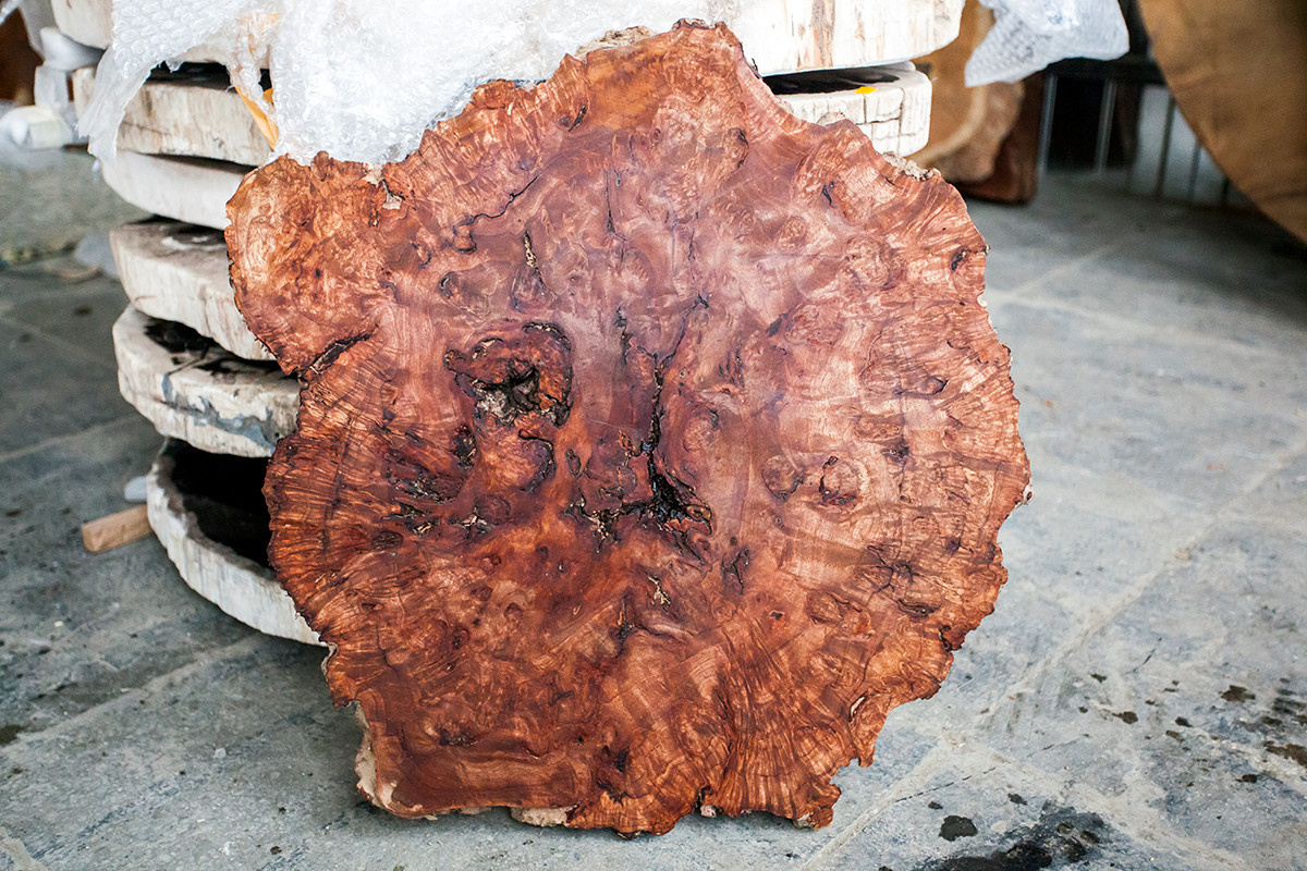 Слэбы(спилы и срезы )из массива  РеликтЭкспо