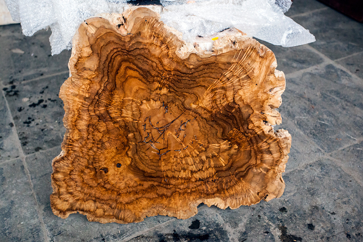 Слэбы(спилы и срезы )из массива  РеликтЭкспо