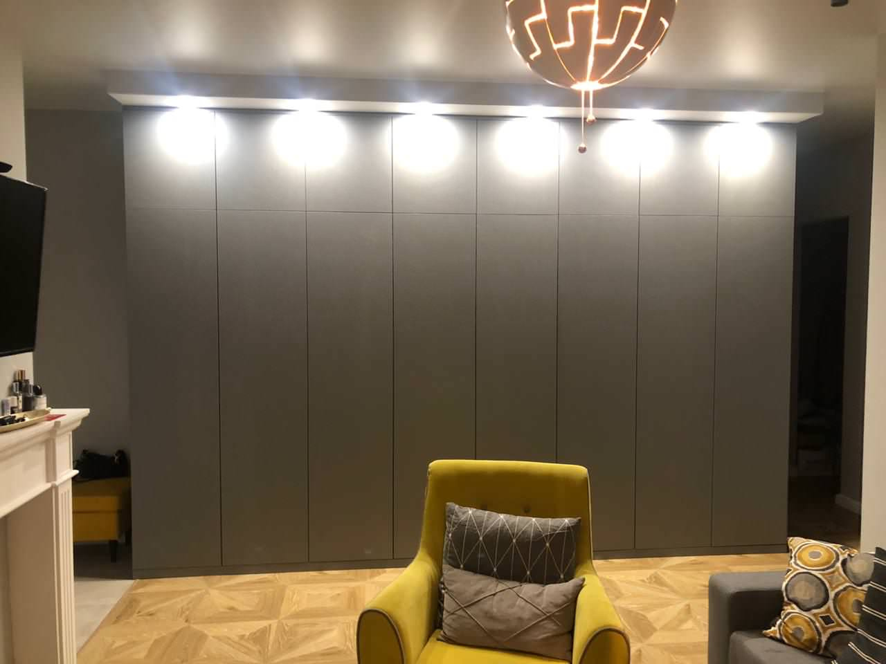 Шкаф распашной