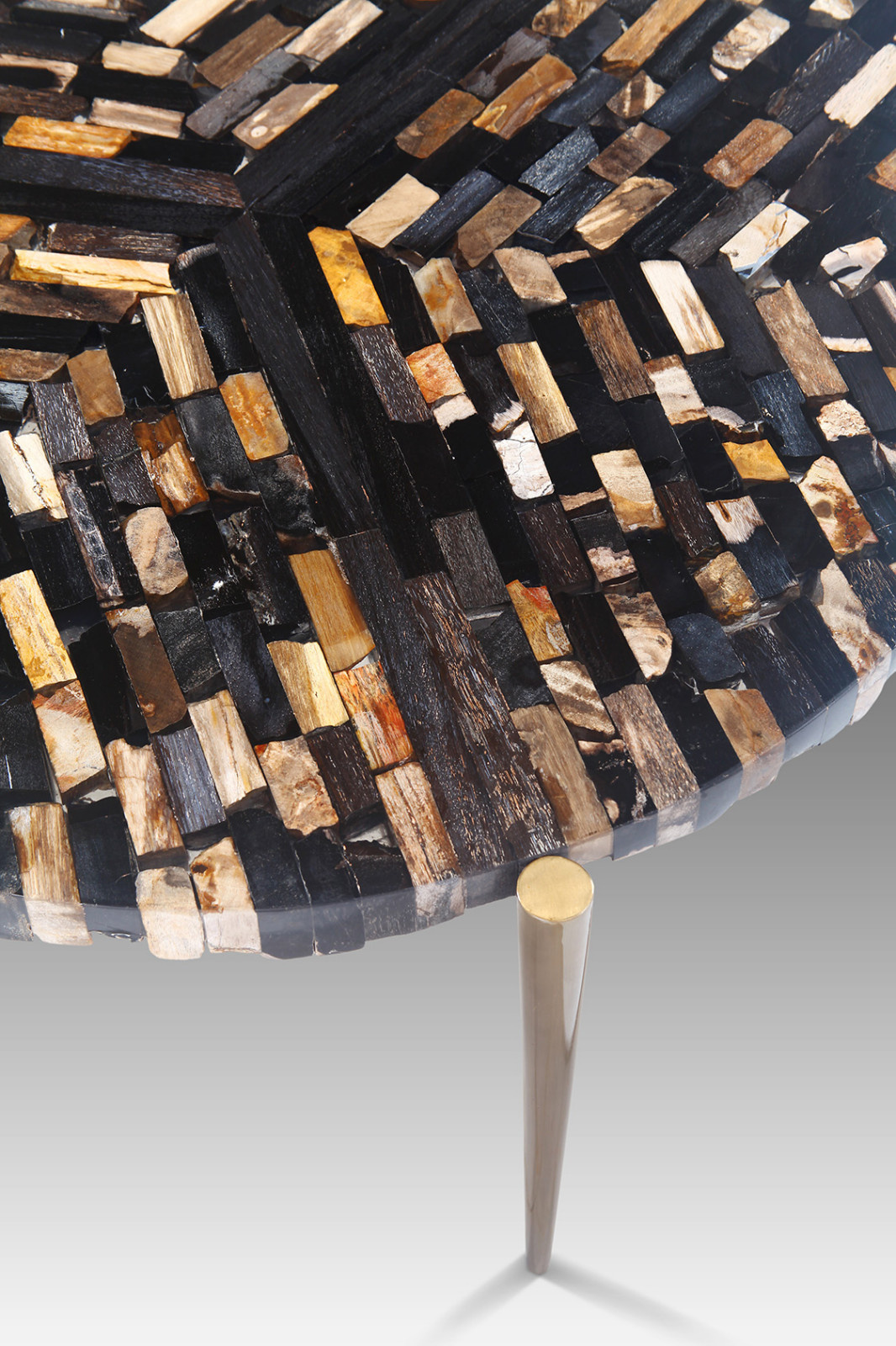 Мебель,декор из окаменелого дерева