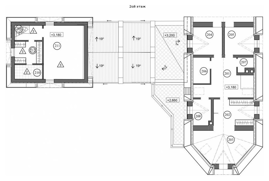 Каменный дом в поселке Поляны