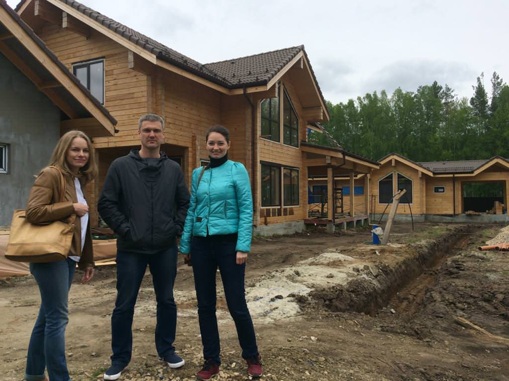 Выездная консультация сотрудников салона Esclusivo