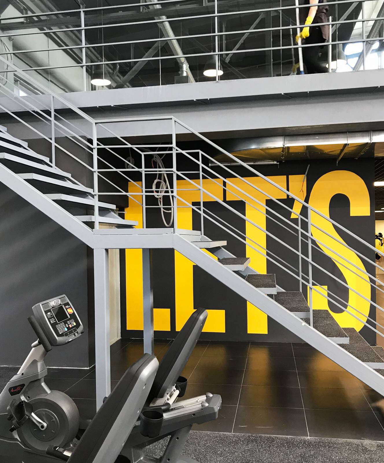 Обложка проекта: Роспись стен в фитнес-клубе " Fit. Station "