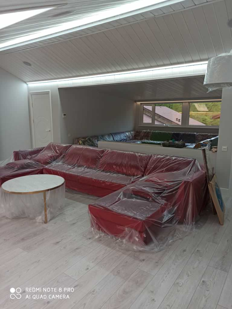 Комната отдыха для гостей в загородном доме в Сочи