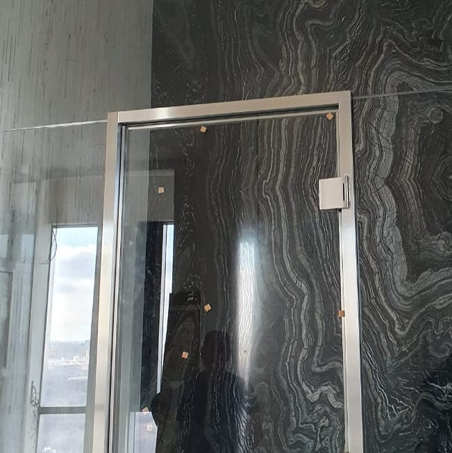 Перегородки высотой 3,6 м, собранные на Mwe_edelstahlmanufaktu