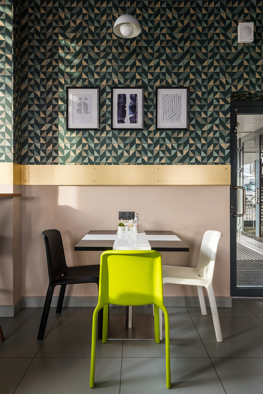 Cafe "Memphis"