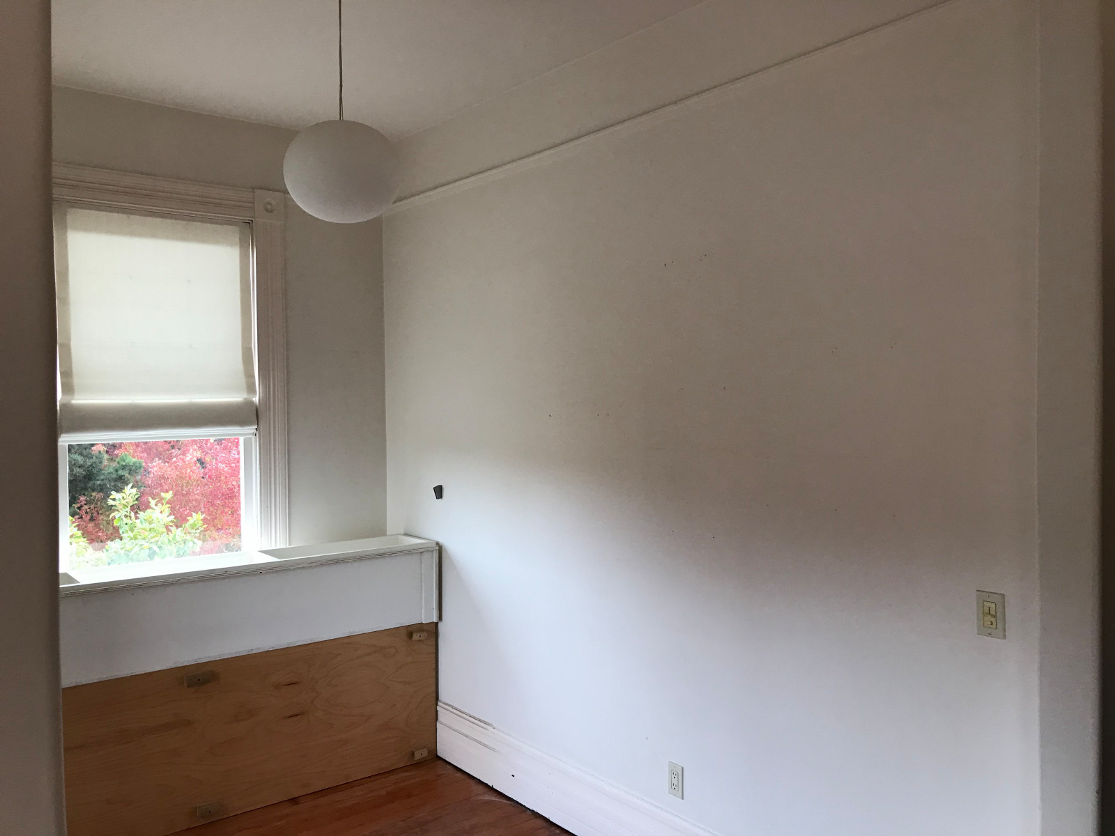 Wallpaper / before