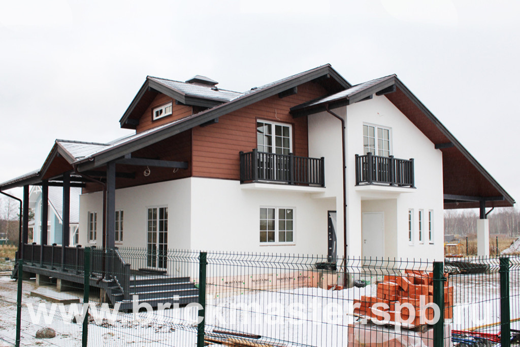 Дом из поризованного камня в КП "Земляничные поляны"