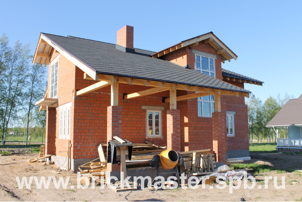 Дом из поризованного камня в КП "Земляничные поляны"