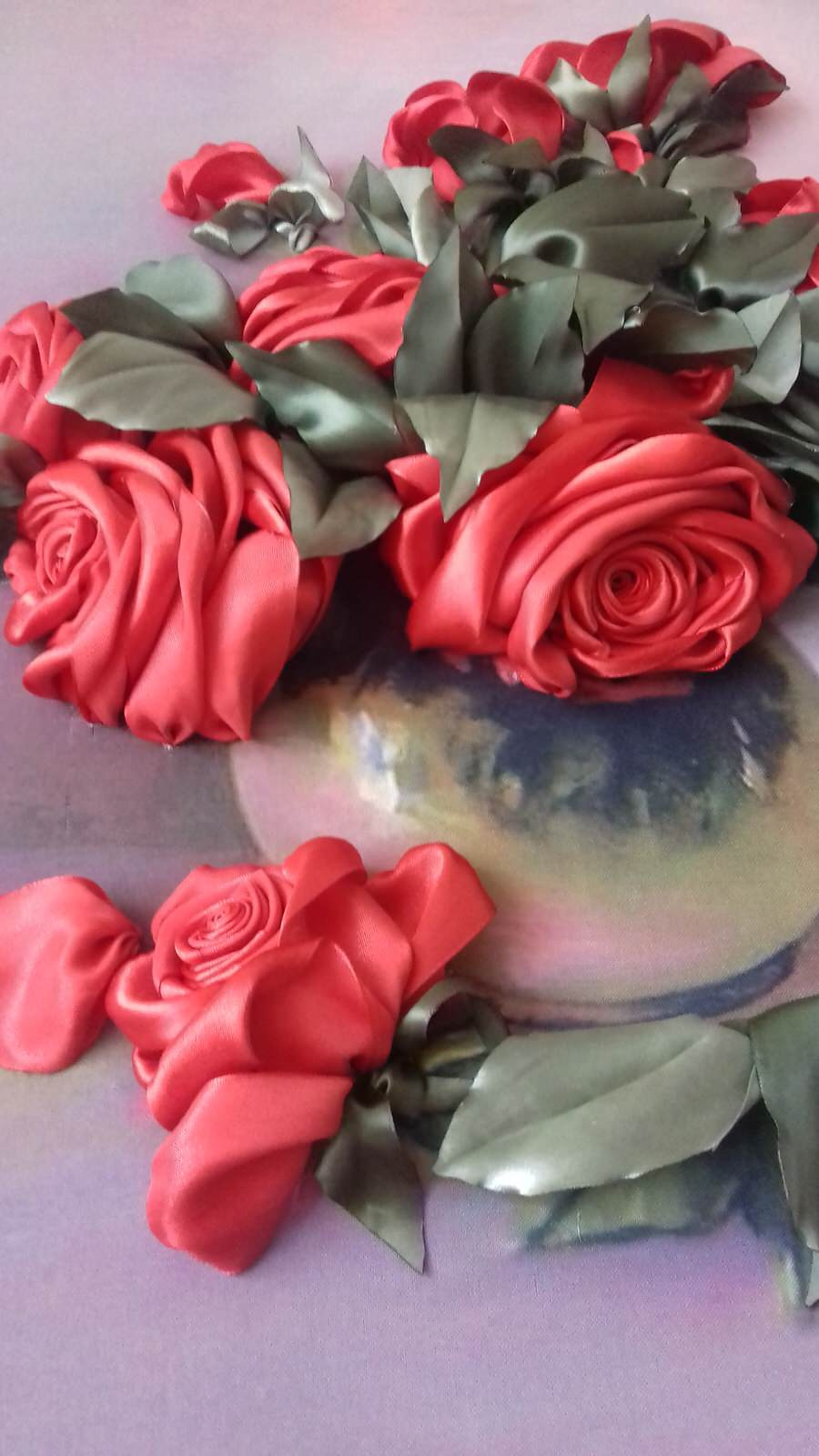 Красные розы