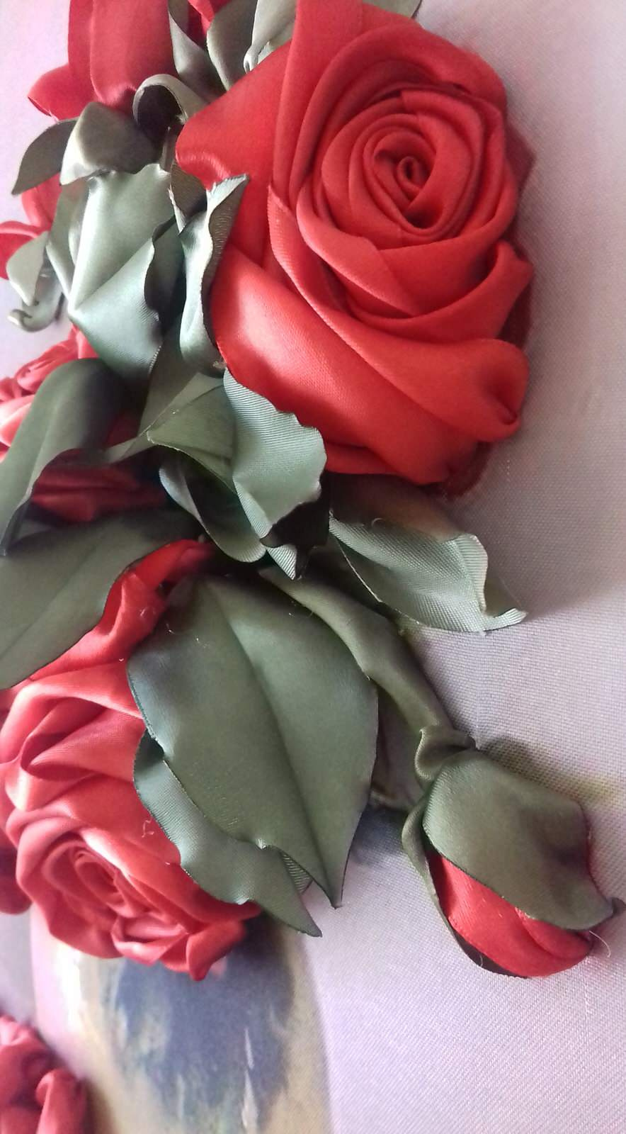 Красные розы