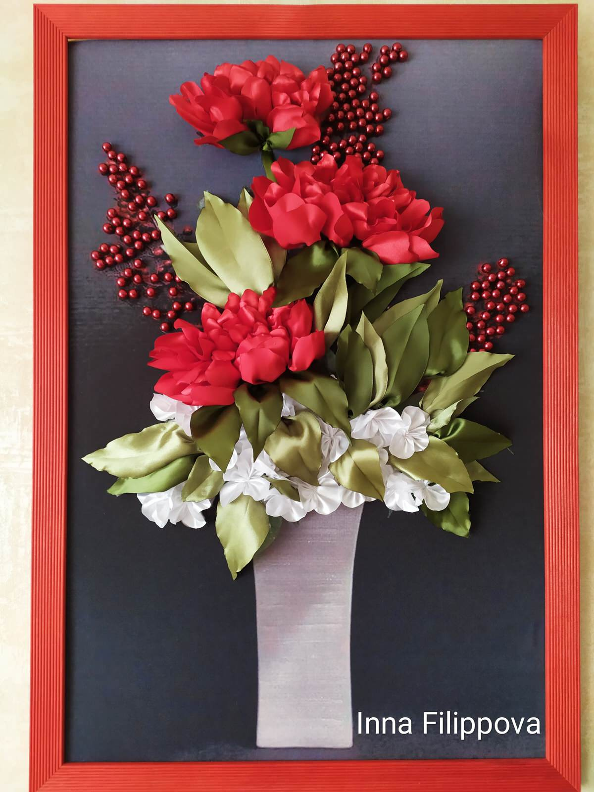 Красные пионы