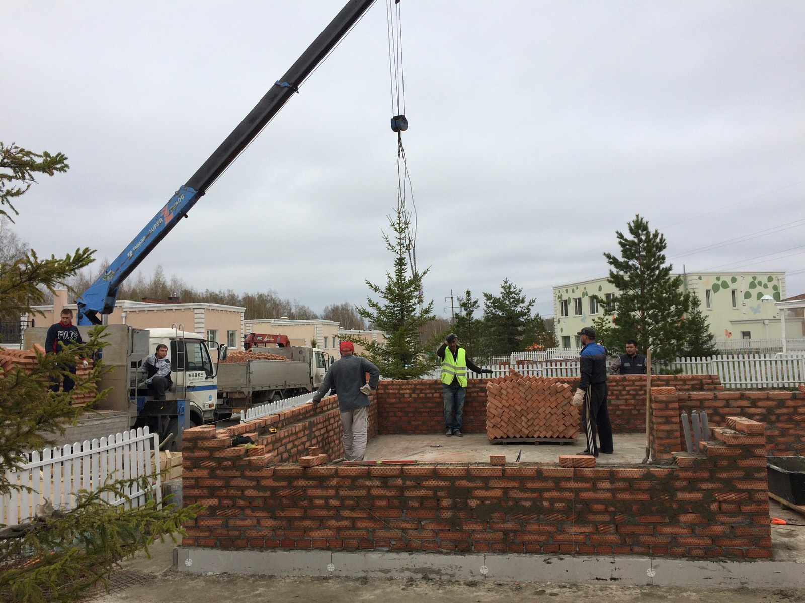 ТАУНХАУС И БАНЯ ПОСЕЛОК "БЕРЕЗКИ"