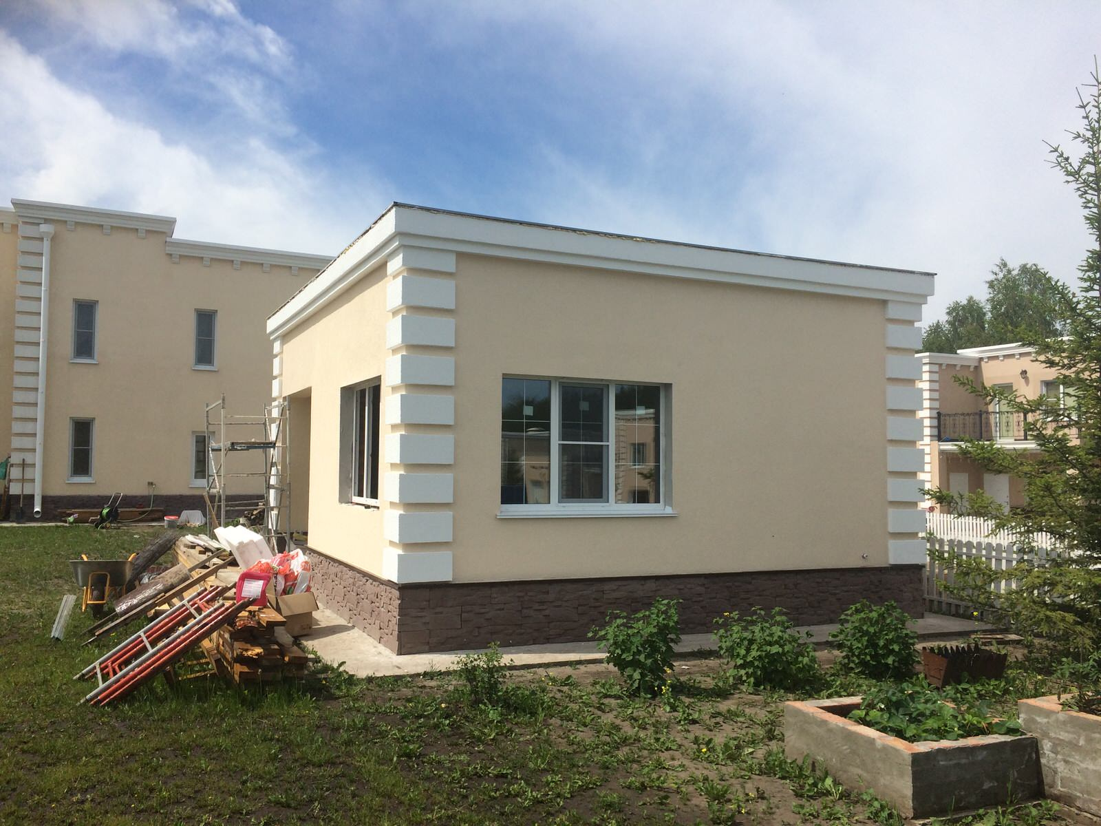 ТАУНХАУС И БАНЯ ПОСЕЛОК "БЕРЕЗКИ"