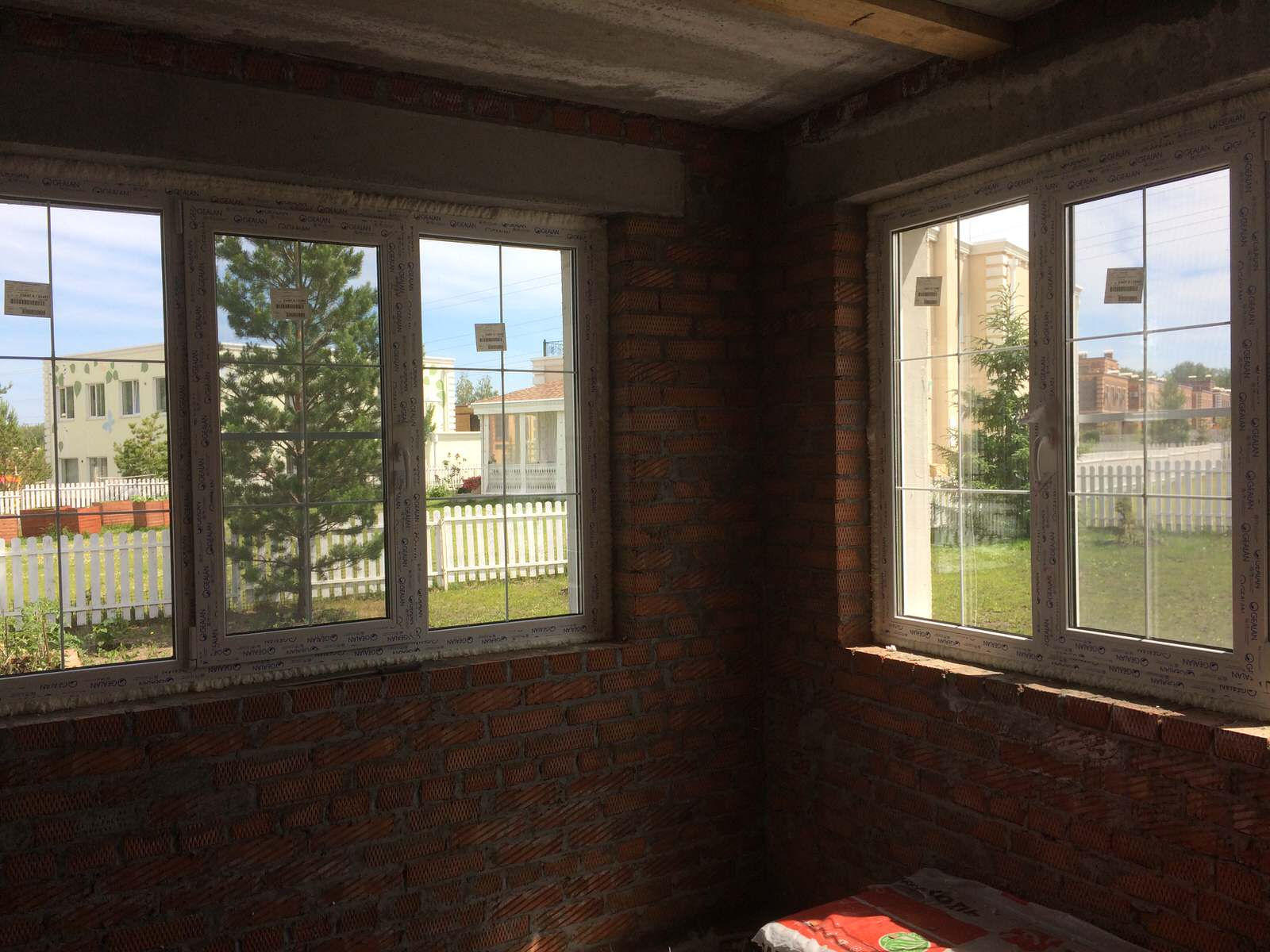 ТАУНХАУС И БАНЯ ПОСЕЛОК "БЕРЕЗКИ"