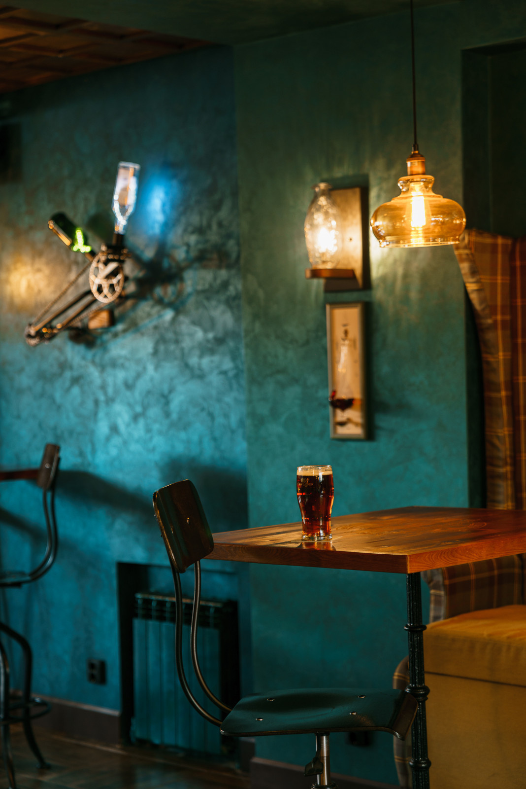 OLD TIME PUB