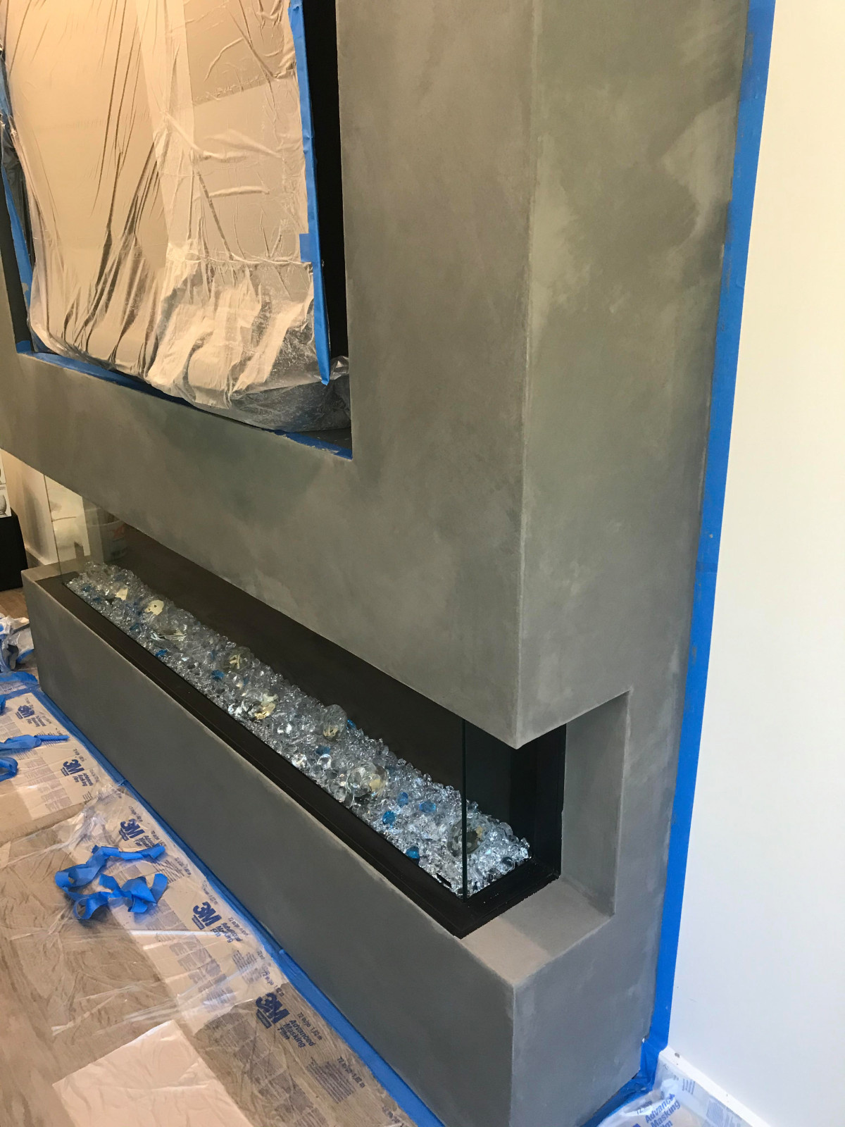 Fireplace. Limestoun plaster
