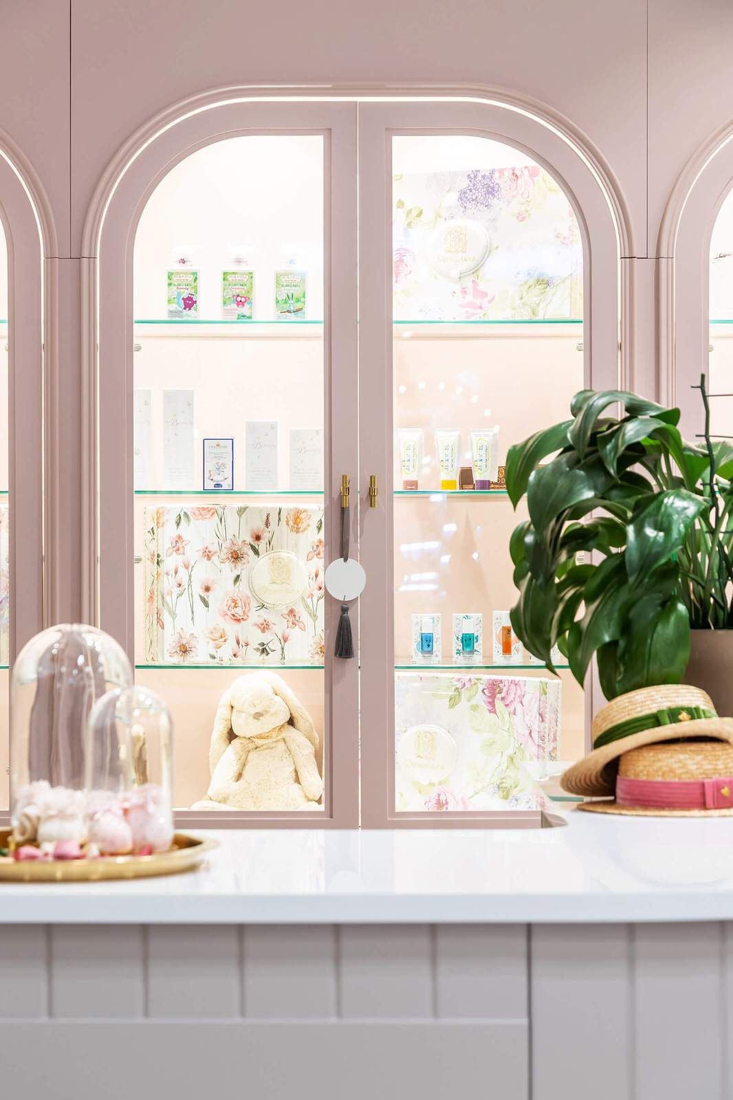 "Даниэль" - мультибрендовый бутик детской одежды