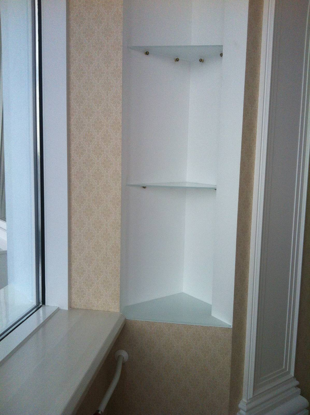 Полки из стекла