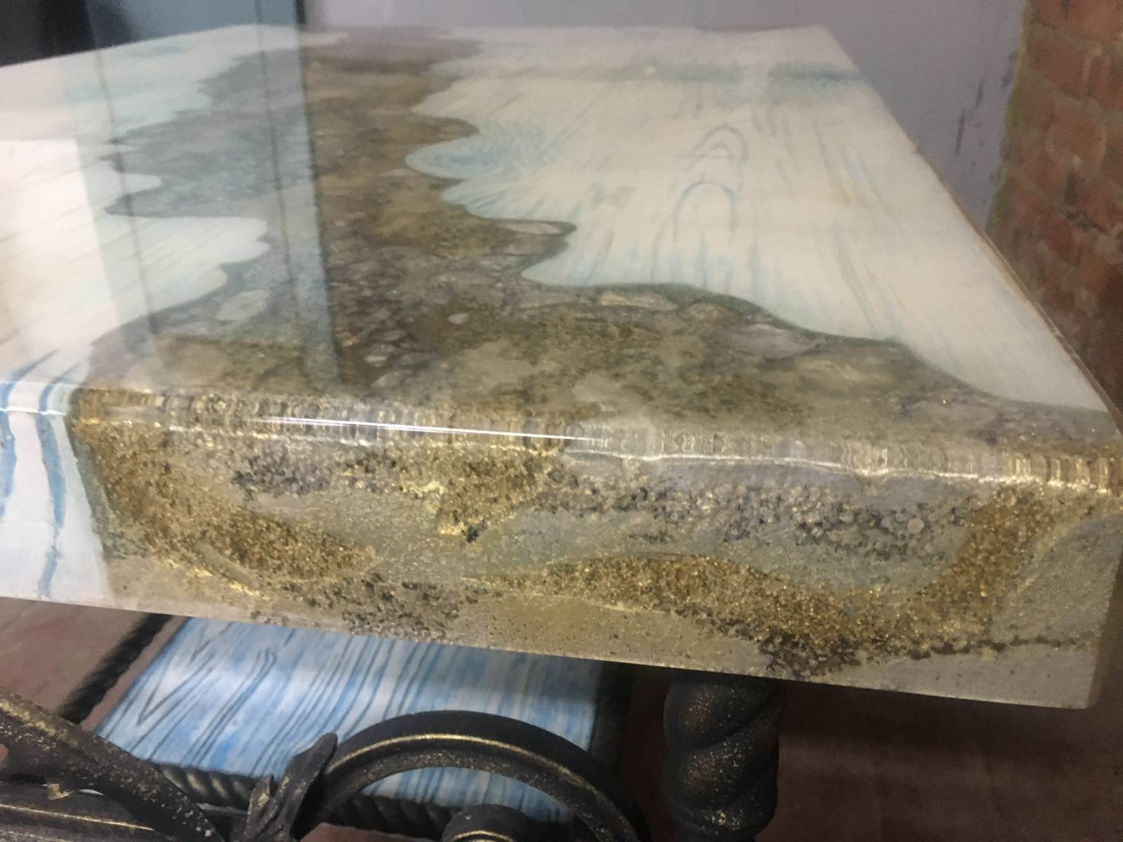 Стол ручной работы