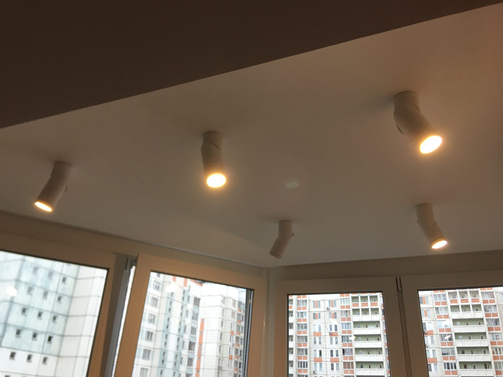 Дизайнерский ремонт квартиры в доме серии П44т